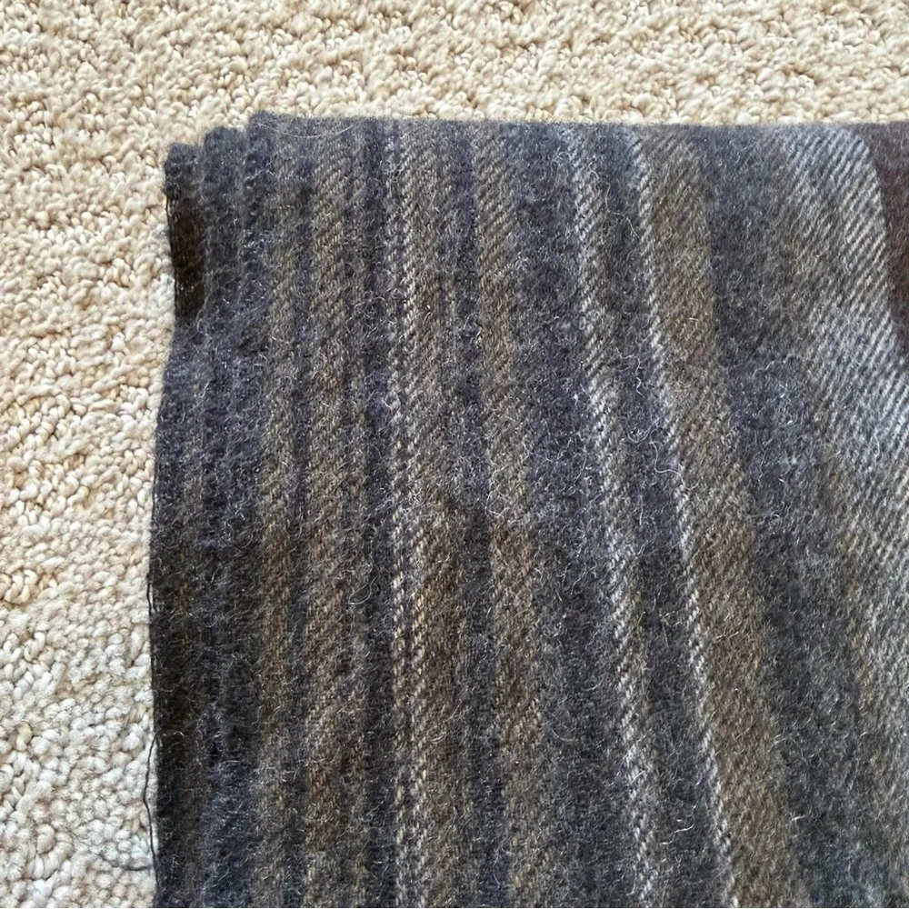 Nordstroms Men Scarf Lambswool Fringe Grey Black Tan Neutral Striped Classic